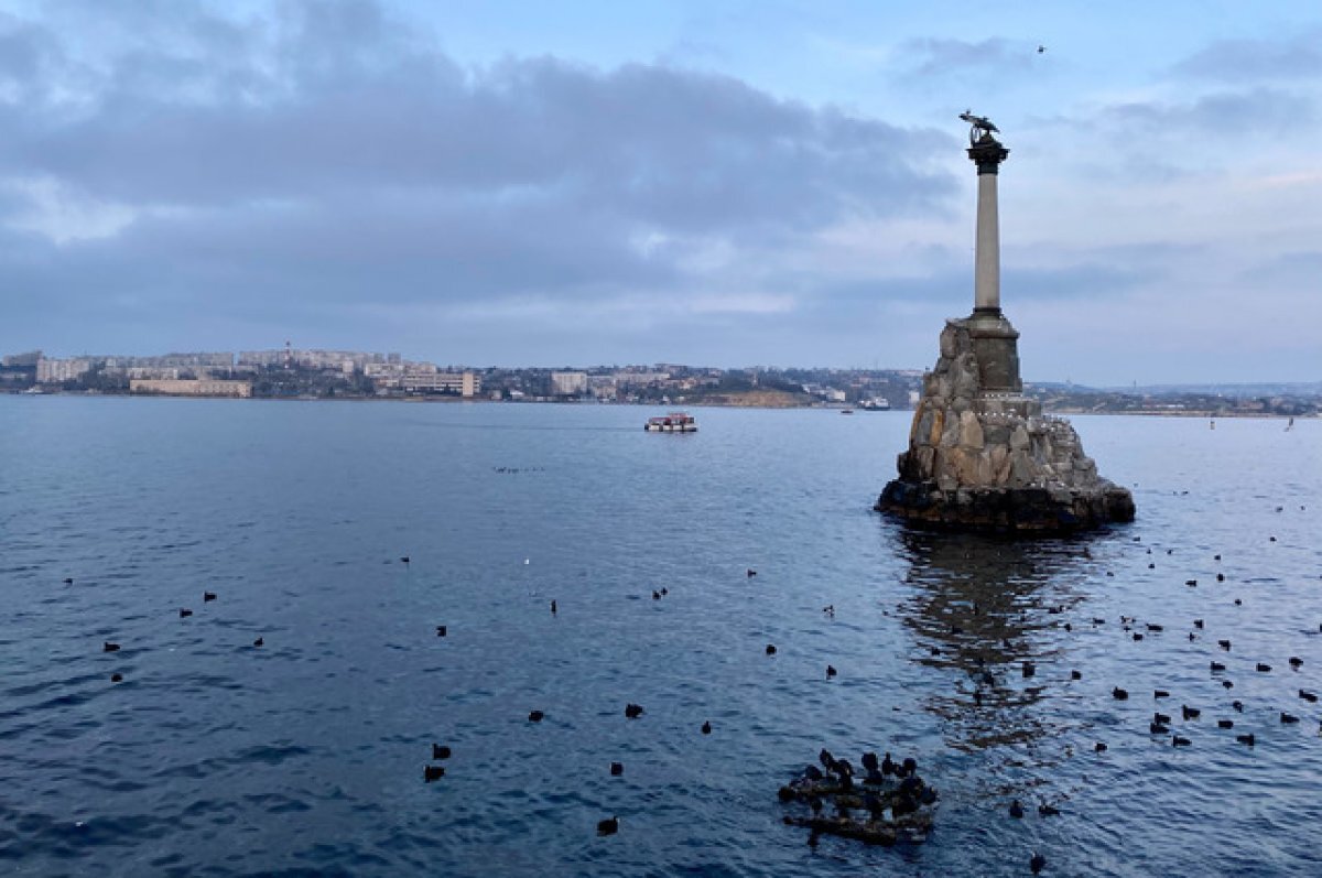    В Севастополе оборвался лифт с пассажирами