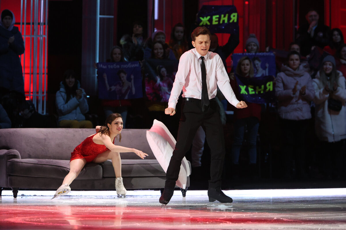 Женя показала, какой она может быть сумасшедшей