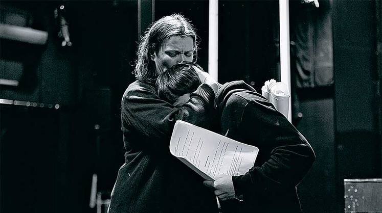    ТЕАТР НА БРОННОЙ В спектакле заняты Олеся Железняк, Наталья Щукина, Михаил Полицей мако, Олег Кассин, Елизавета Базыкина и другие актеры