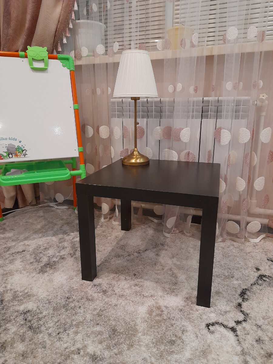 Для антуража поставила лампу той же Икеи