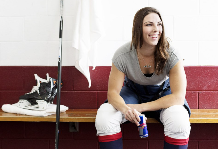 Хилари Найт