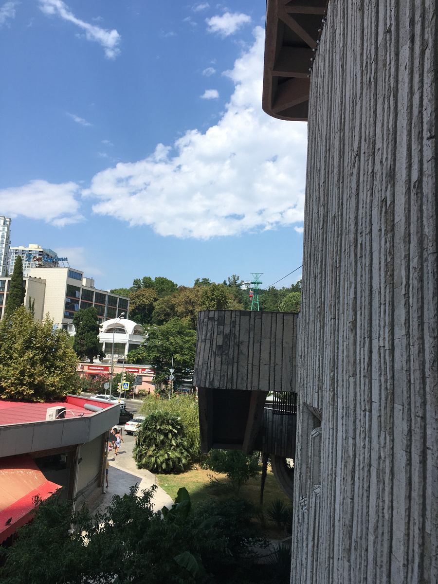 Башня нижней посадочной станции канатной дороги Дендрария