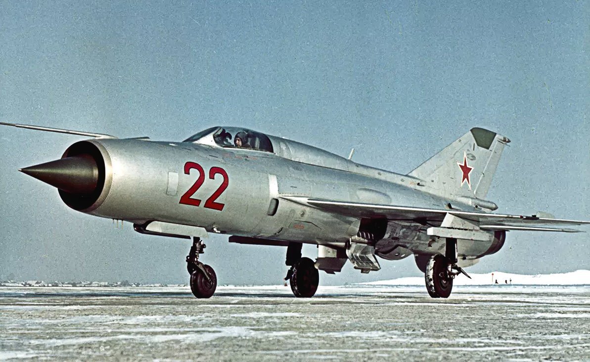 MIG 21.