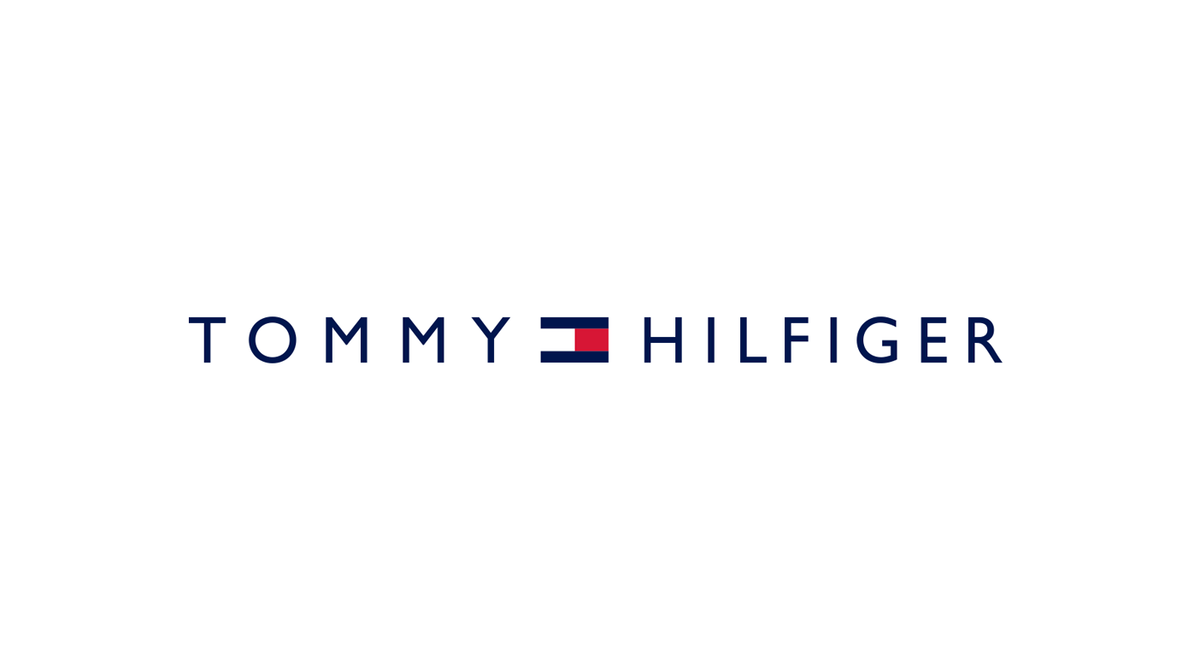 Hilfiger на русском. Tommy Hilfiger логотип история. Томми Хилфигер в детстве. Маникюр Томми Хилфигер.