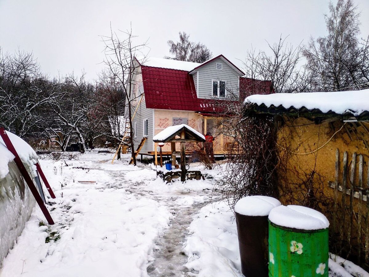 Дом в процессе стройки