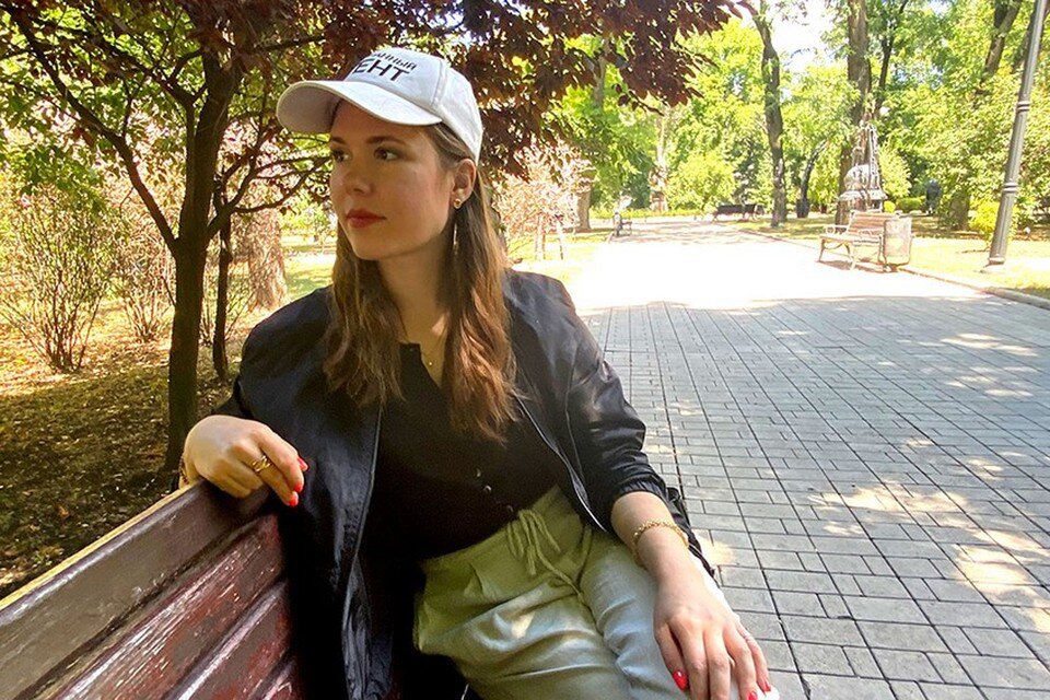     Алина Липп раньше была активисткой немецкой партии зеленых, но с начала спецоперации на Украине стала военным корреспондентом Дмитрий СТЕШИН