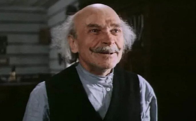 Юрий Катин-Ярцев, хотя и начал свою театральную карьеру в довольно позднем возрасте, но смог сыграть за свою жизнь около 100 ролей и навсегда остаться в памяти советских детей в образе Джузеппе из...-3