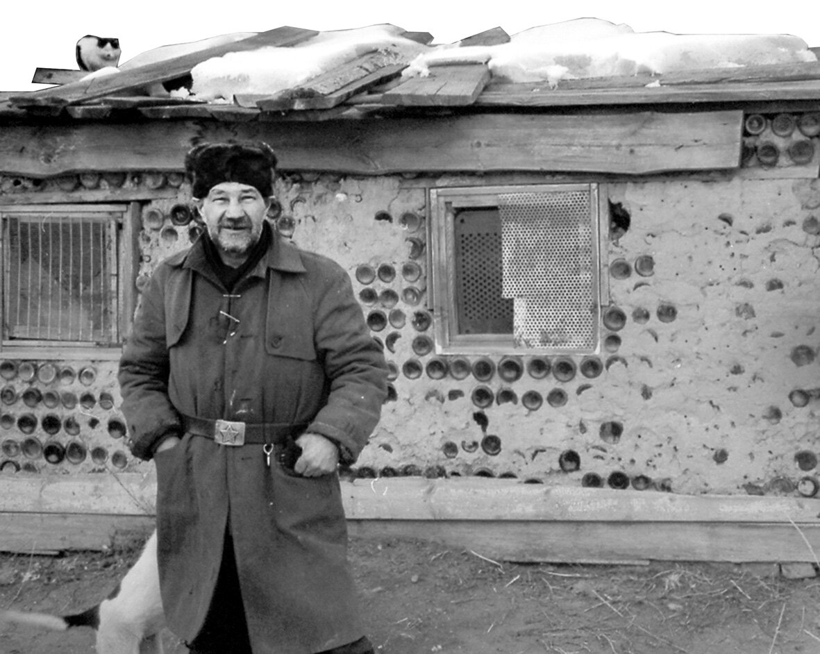 Петр Зоркальцев и его стеклянный дворец. Фото Евгении Афанасьевой