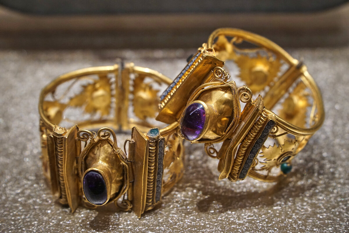 Браслеты, 1-й век до н.э. NAMA 