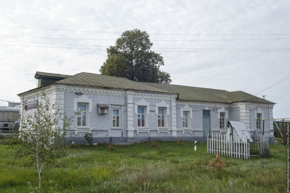 Завершающий пост про Лысые горы посвящён железной дороге и её архитектурным достопримечательностям.-15