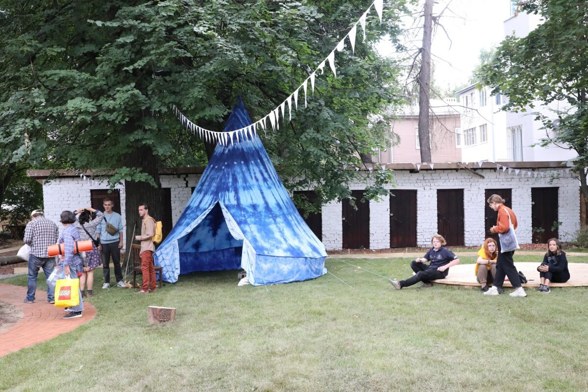    В «Заповедных кварталах» продолжается летняя культурная программа Арина Полтанова