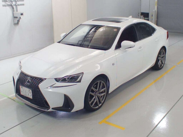 Lexus IS300. Фото с аукциона Японии