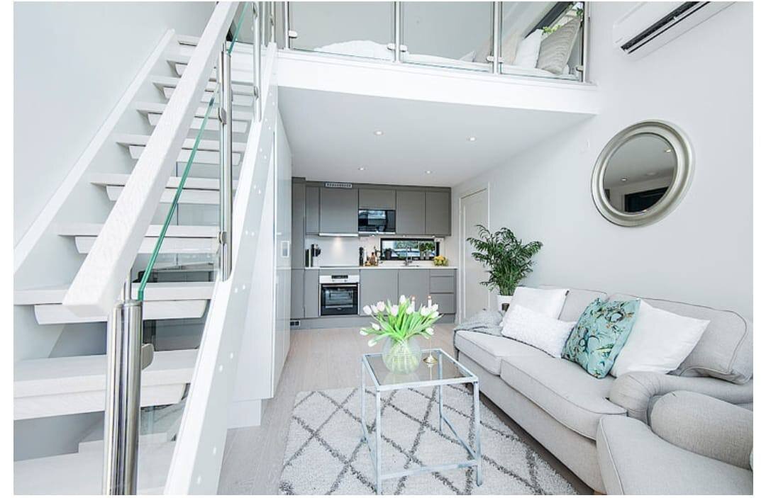 Пример квартиры с высоким потолком