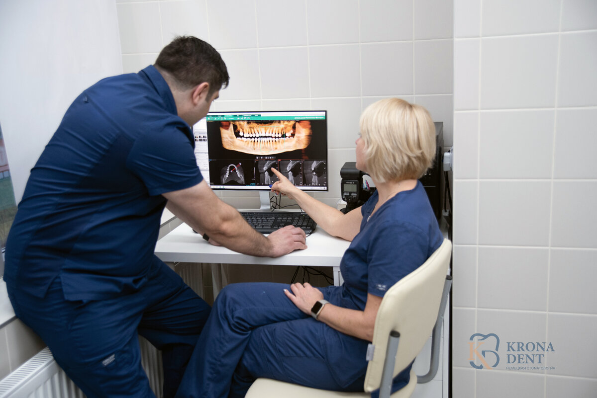 Снимок компьютерной томографии челюстей 