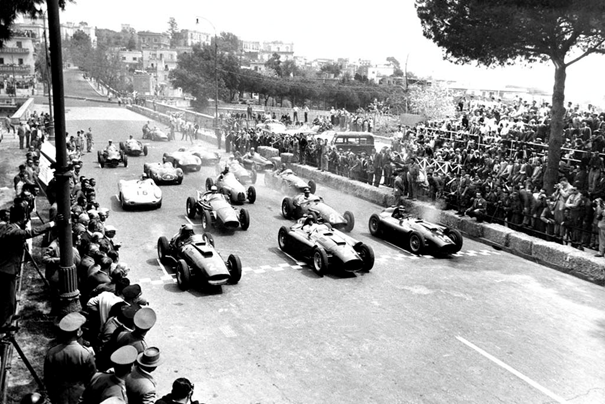 Старт гран-при Неаполя – фото wookey.forumotion.com