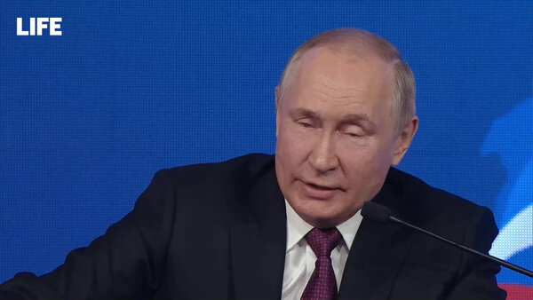 Путин рассказал об идее Польши поглотить Украину. Видео © LIFE