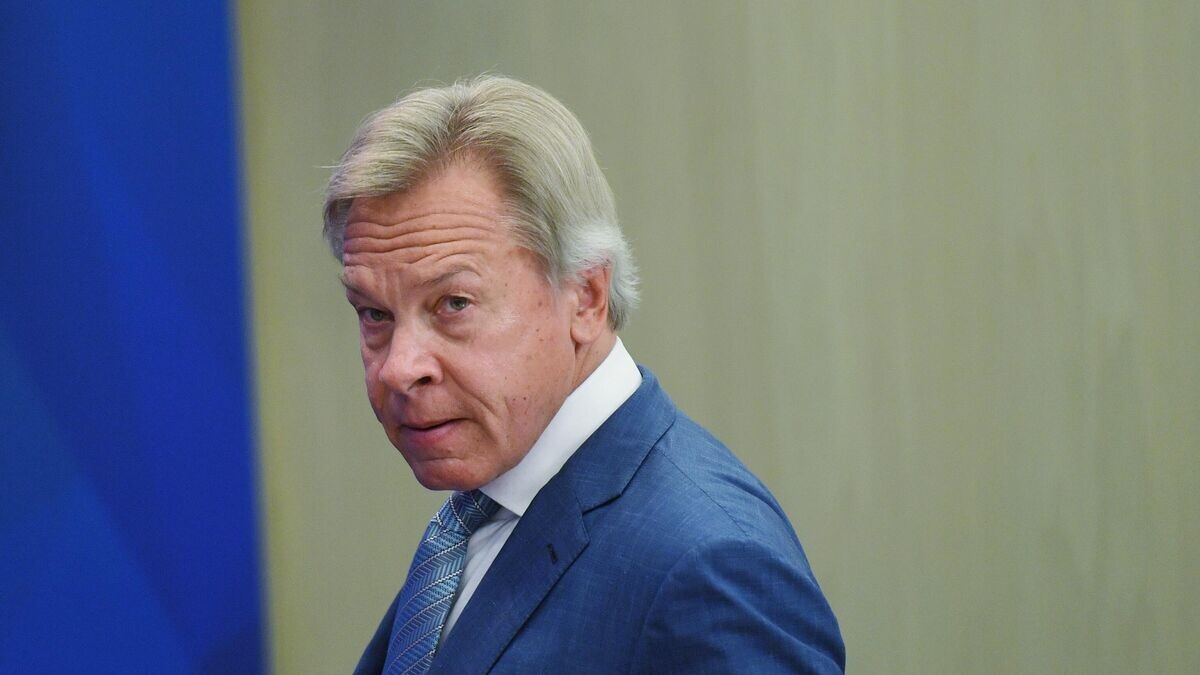    Cенатор Российской Федерации, председатель Комиссии по информационной политике и взаимодействию со средствами массовой информации Совета Федерации Алексей Пушков© РИА Новости / Владимир Трефилов