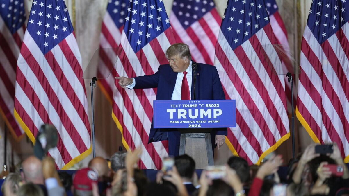    Дональд Трамп после объявления о своем выдвижении в качестве кандидата на пост президента США© AP Photo / Rebecca Blackwell