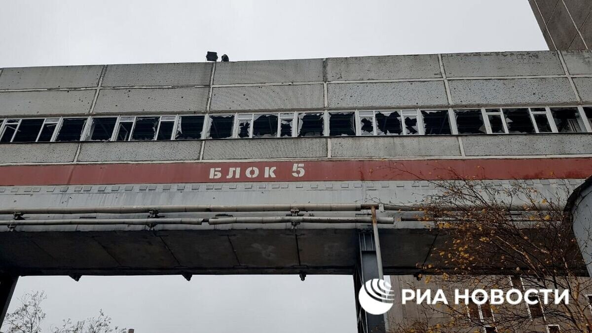    Последствия массированного артиллерийскоого обстрела Запорожской АЭС со стороны ВСУ© РИА Новости