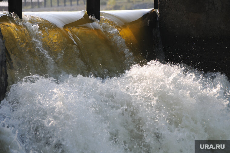    Российские военные оборудовали позиции на Каховской гидроэлектростанции