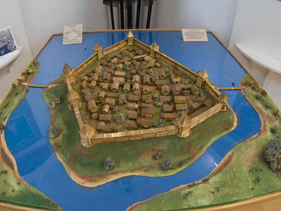   Андрей Зубов