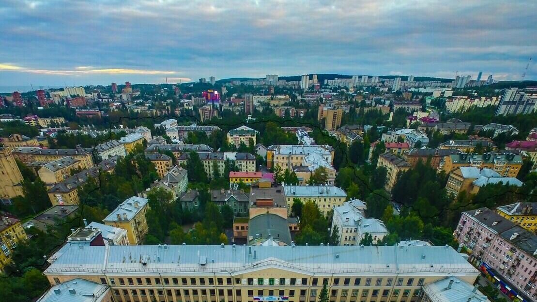     В республике продолжает снижаться и смертность, и рождаемость, сообщили в Карелиястате.