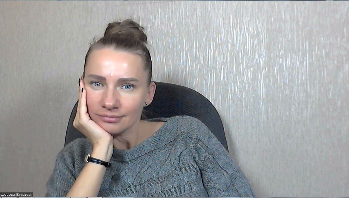 На фото автор Дзен-канала, Ирина Князева (карьерный консультант по поиску работы и карьерным переходам