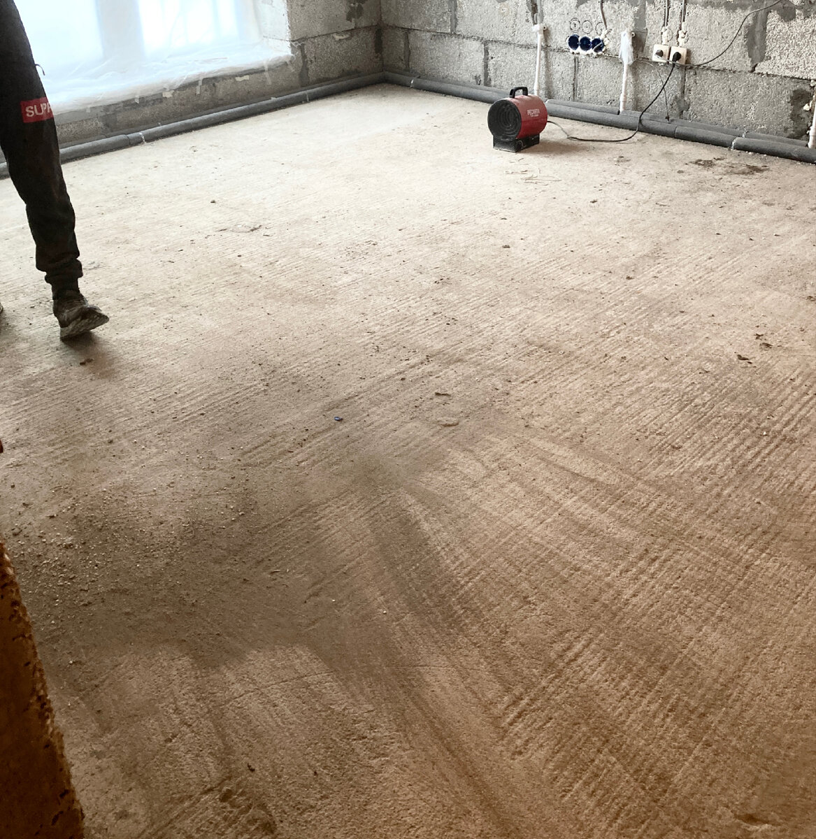 Вот сколько пыли оставалось на полу после уборки строителей