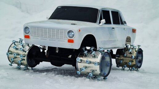 Бочки вместо колес на КОПЕЙКЕ ... RC car 4x4 VAZ 2101