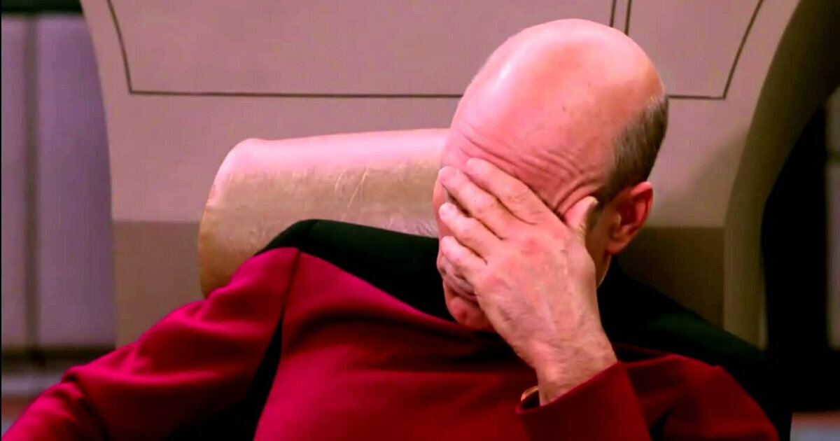 Бегая с огромной рулеткой "блять"!!!!!