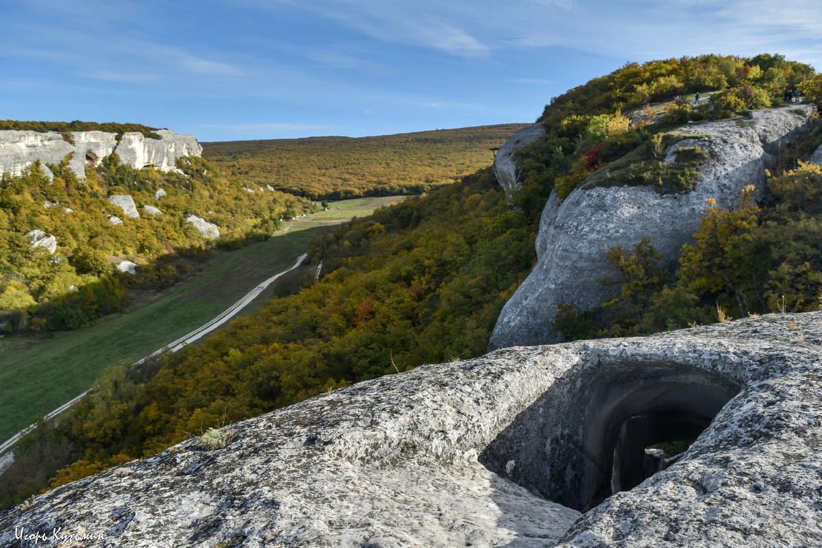 Пещерный город Эски-Кермен. Фото: И. Кузьмин