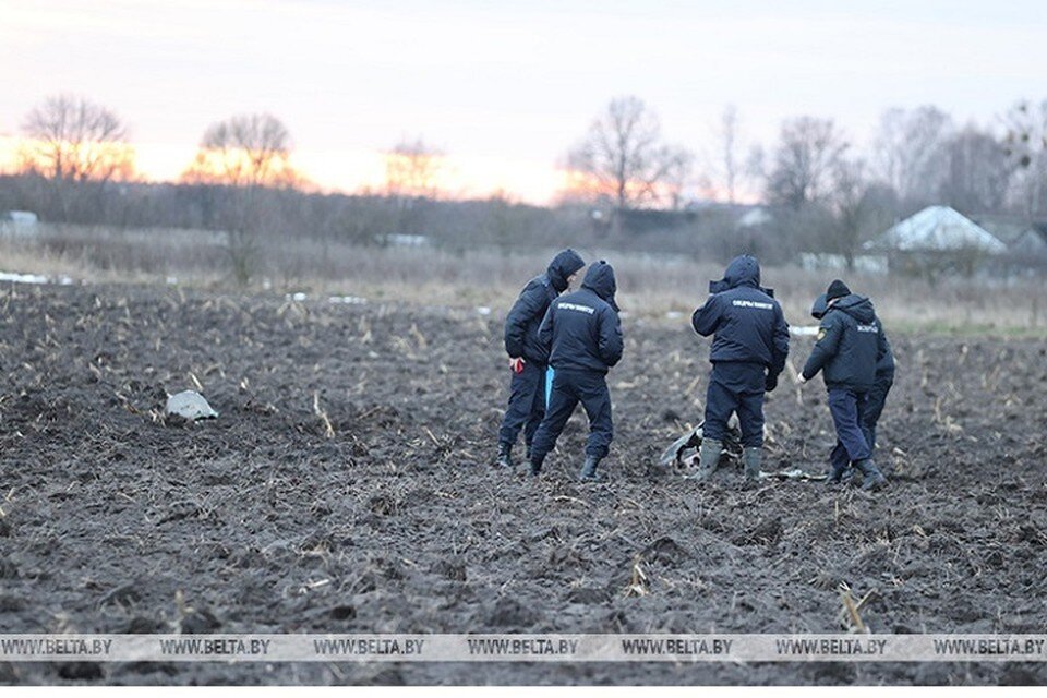     В Минобороны заявили, что у Беларуси остаюются вопросы по инциденту с упавшей украинской ракетой. Фото: БелТА