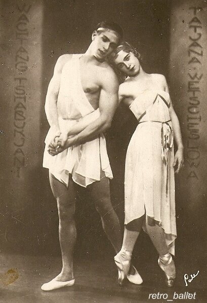Эта фотография была на американской афише. Взято из открытых источников.