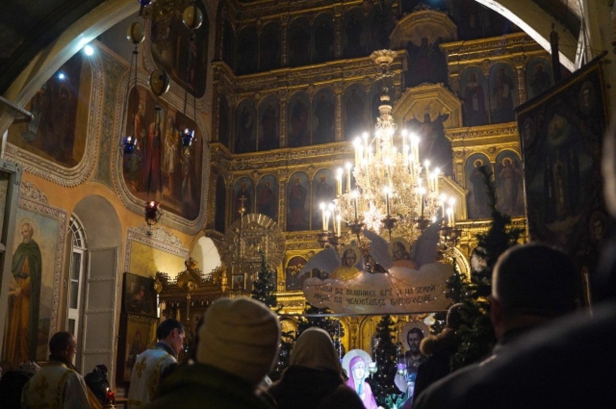    Игорь Руденя встретил Рождество вместе с прихожанами храма в селе Завидово