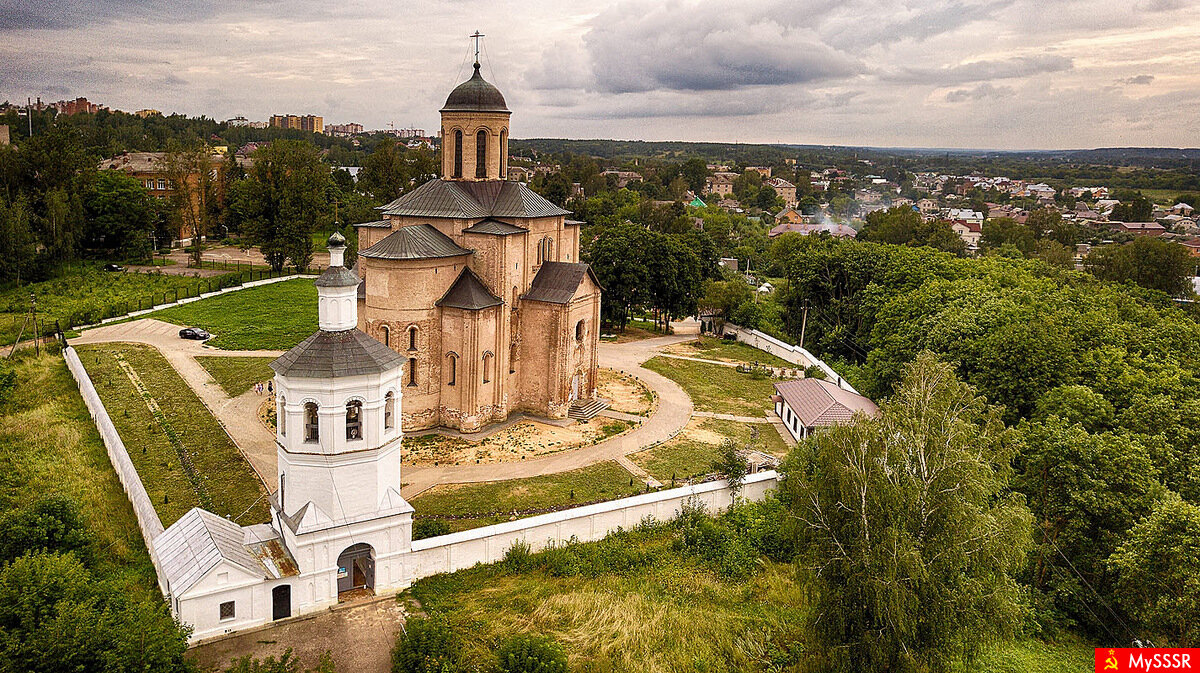 Церковь Михаила Архангела Смоленск 12 век