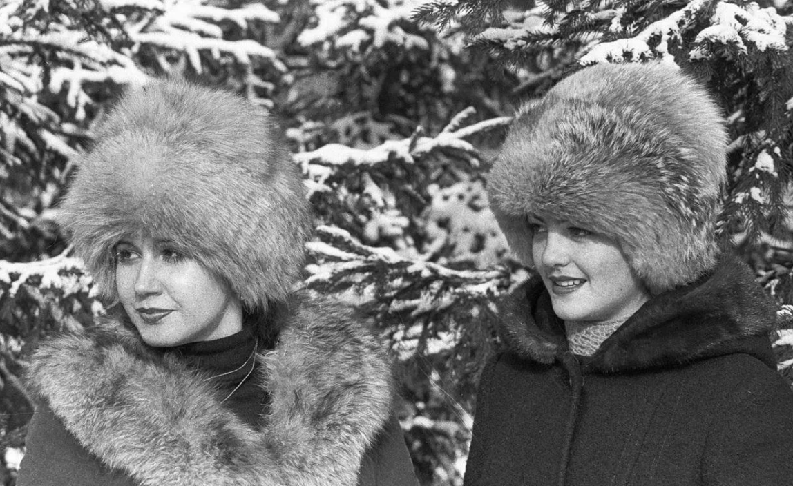 Фото ссср женщины 80 годов Почему советские дамы не снимали свои меховые шапки даже в помещении Историческа