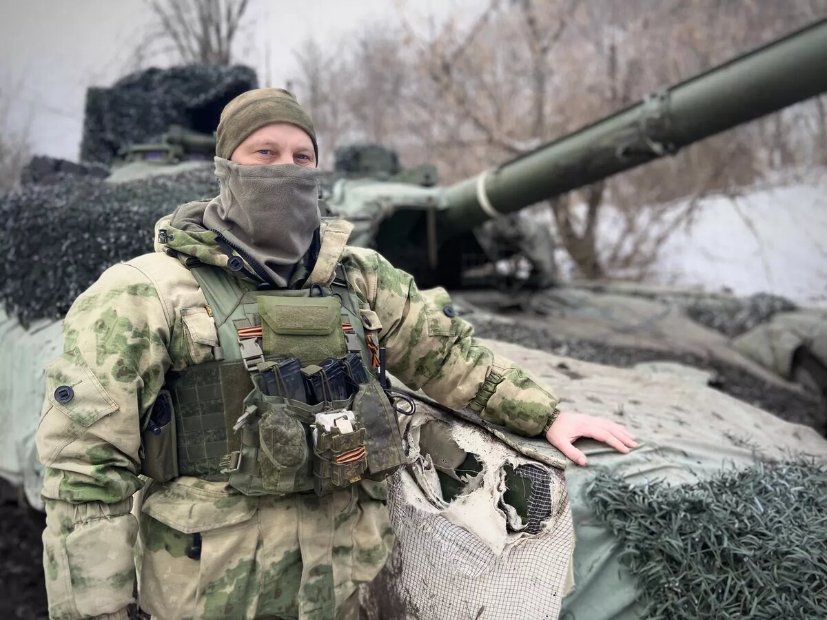 Гроза у танка Т-90М. © РИА Новости / Мария Марикян