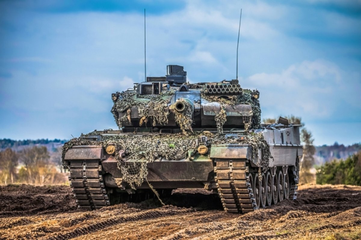    В Германии солдат ВСУ начали обучать управлению танками Leopard 2