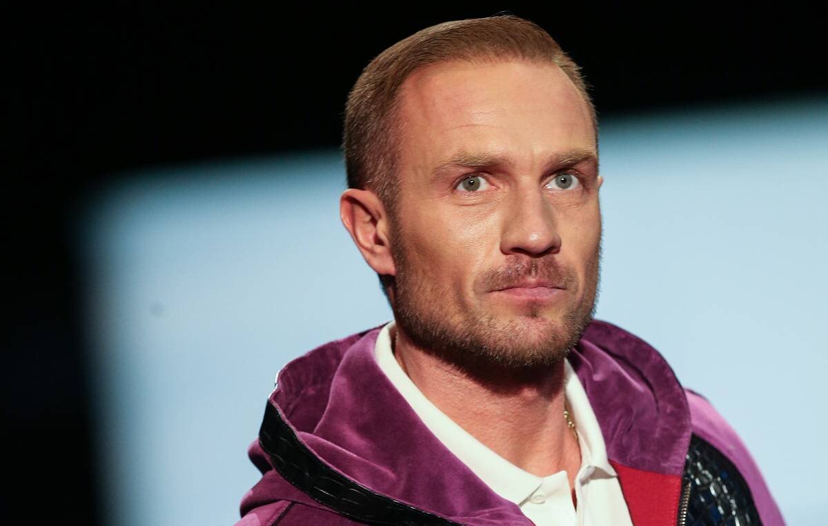 Роман Костомаров идет на поправку