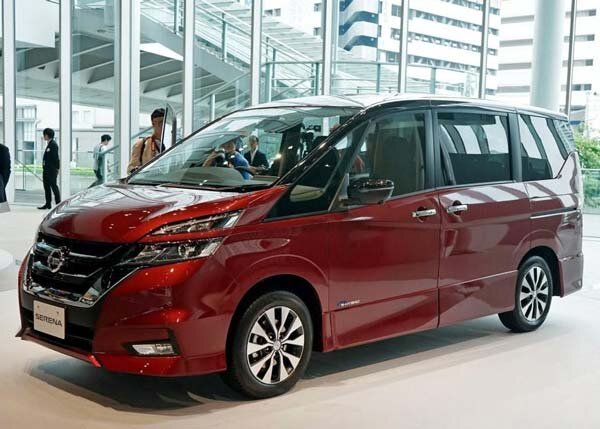 nissan serena 2017