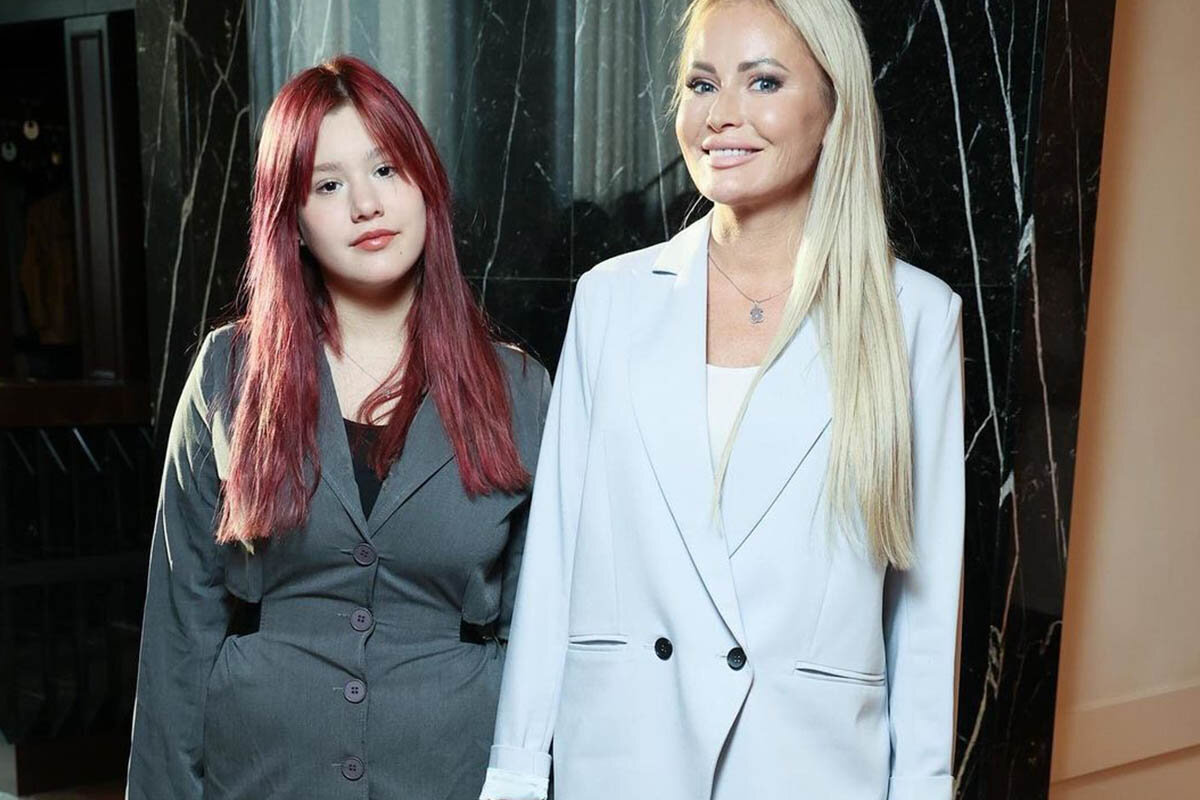 Зачем Дана Борисова пообещала 14-летней дочке ринопластику