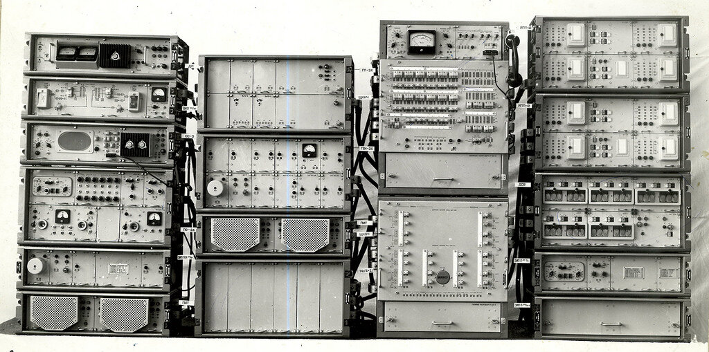 Аппаратура связи. Аппаратура п330-6 Азур. Аппаратура уплотнения Азур-6. ТТ 144 аппаратура уплотнения. П-330 Азур.