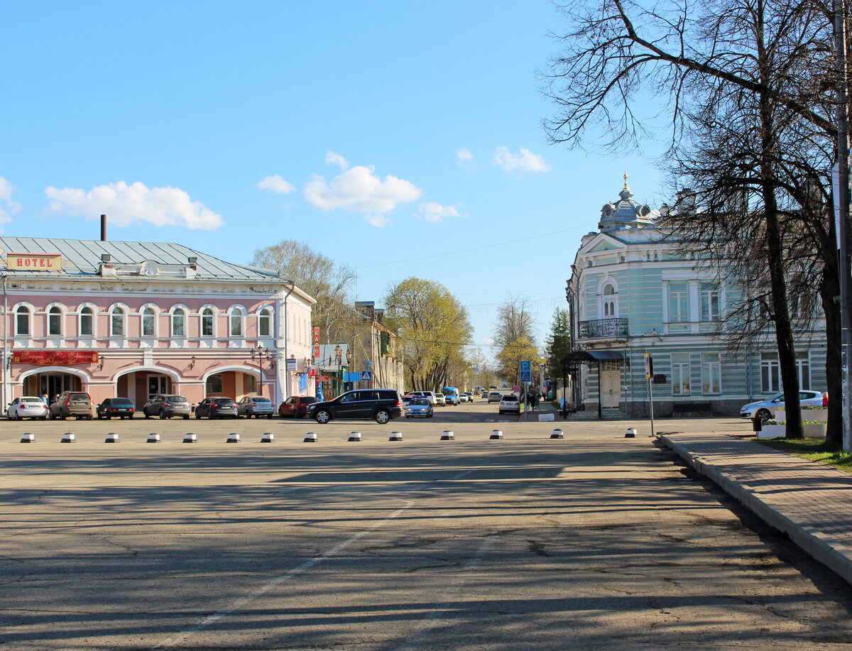 Центральная площадь