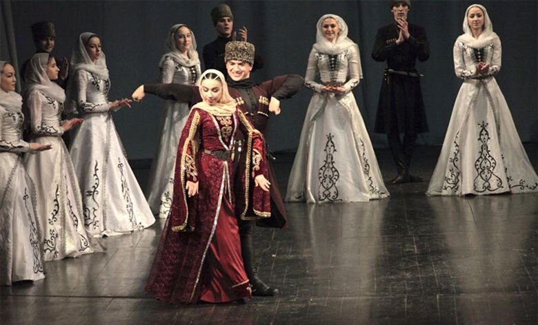 ансамбль нохчо. ансамбль нохчо. чеченский ансамбль нохчо. ансамбль нохчо. чеченский фольклор.