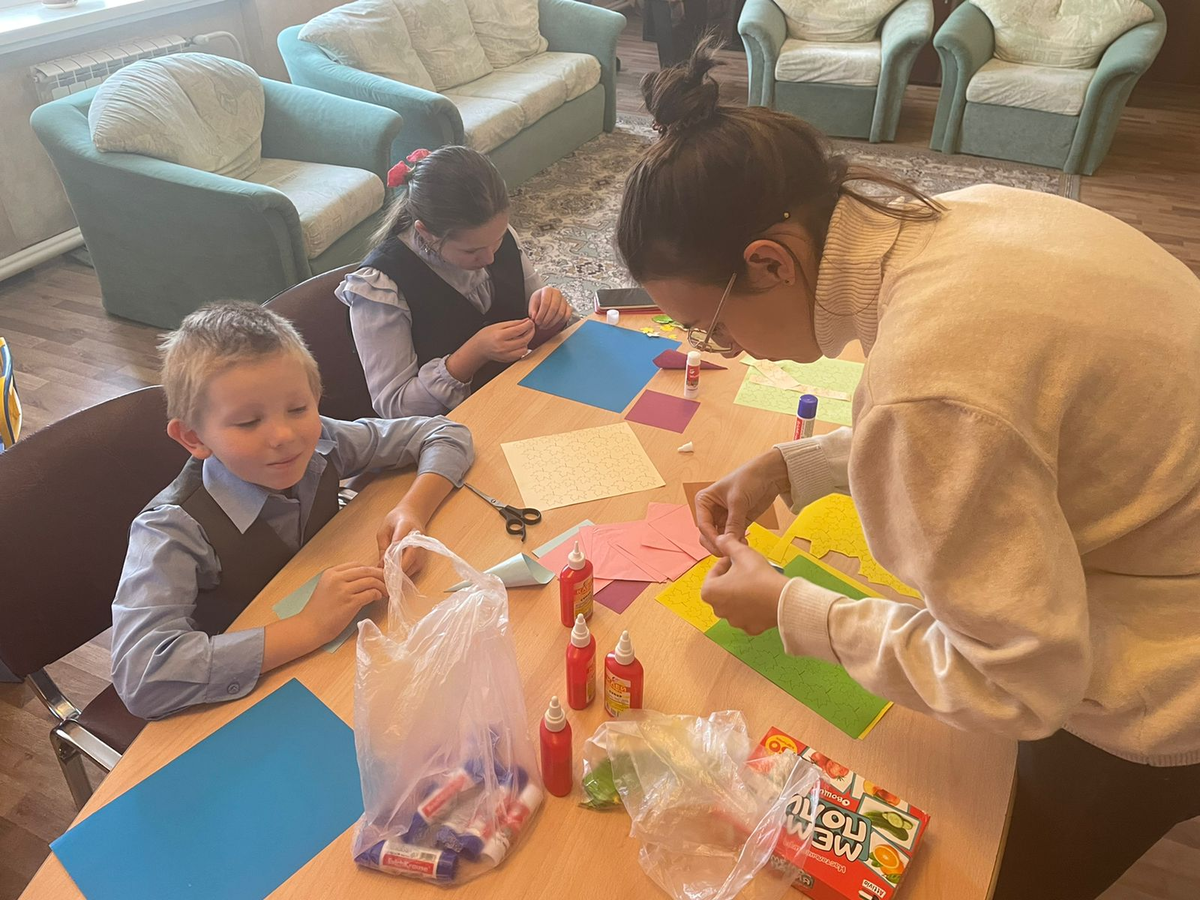 Гбу "мой семейный центр "ориентир". Мой семейный центр зюзино. Гбу "мой семейный центр "ориентир". Семейные центры москвы подростковые клубы. Семейный центр.