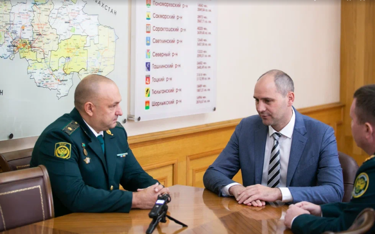    В Оренбуржье за 8 месяцев в пунктах пропуска проверены более 14 тысяч транспортных средств Кристина Просвиркина