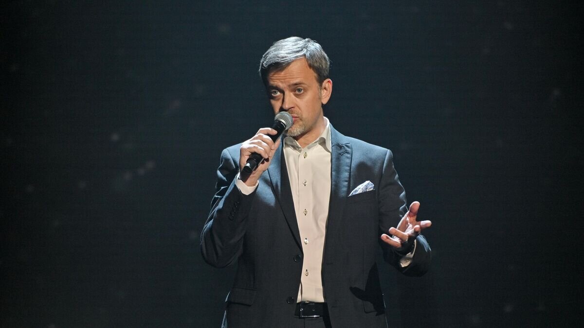    Директор Государственного русского драматического театра имени А. П. Чехова (Кишинёв, Молдавия), народный артист Молдавии Константин Харет на церемонии открытия 2-го фестиваля русских зарубежных театров на Большой сцене Et Cetera в Москве.© РИА Новости / Владимир Песня