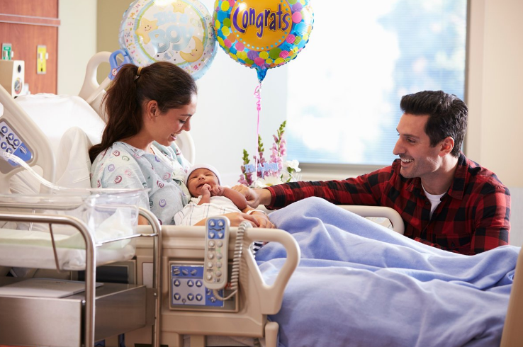 как проходит выписка из роддома