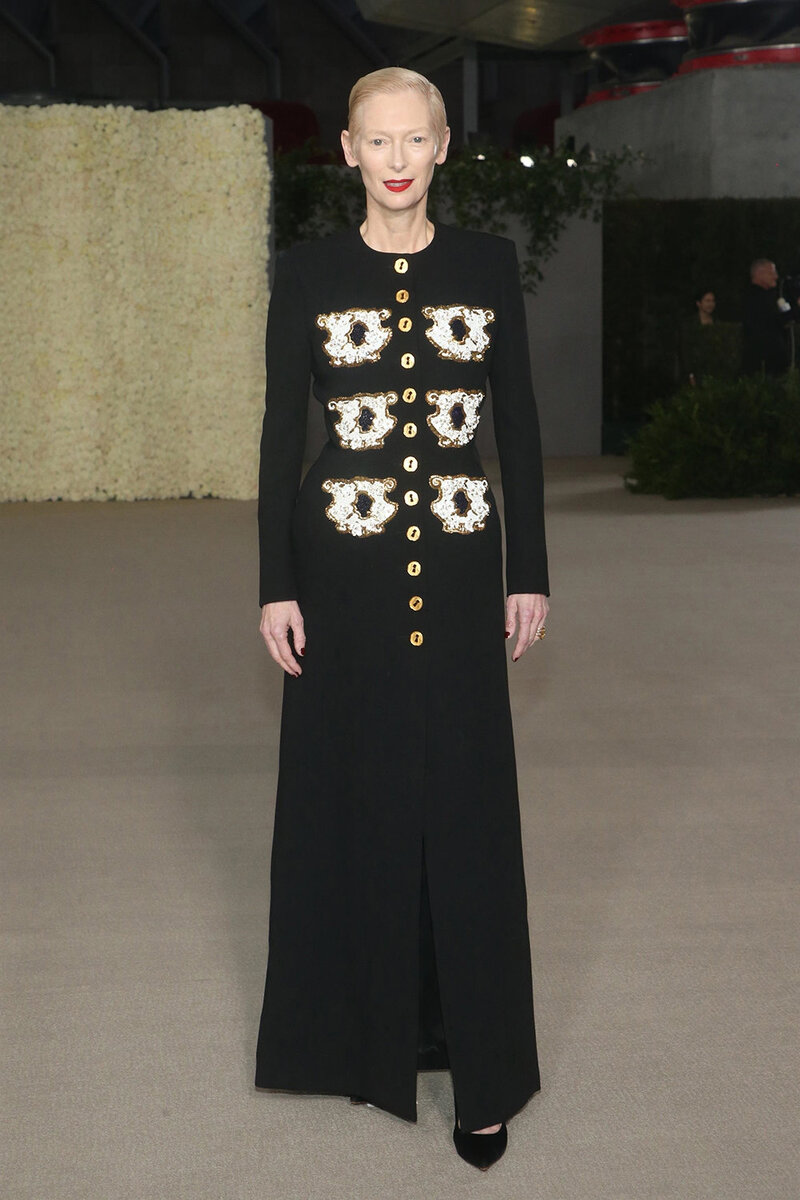    Тильда СуинтонLEGION-MEDIA