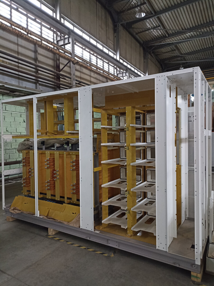 Трансформатор встроен в шкаф ПЧ